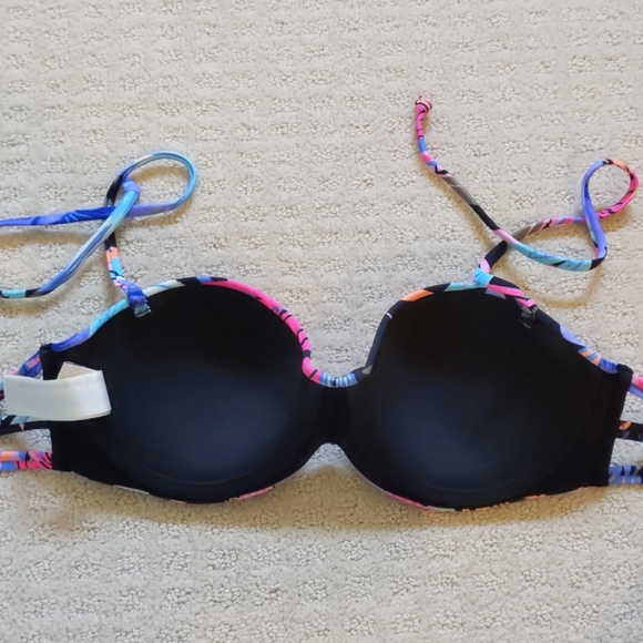 Hollister bikini top 34B - Picture 4 of 7